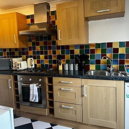 Quirky Studio Flat Selfcontained ลอนดอน ภายนอก รูปภาพ